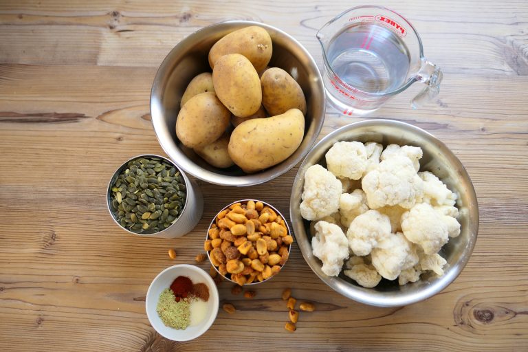 Zutaten Blumenkohlsuppe mit Kürbiskernen