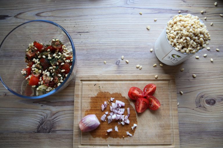 Tomatensalat zubereiten