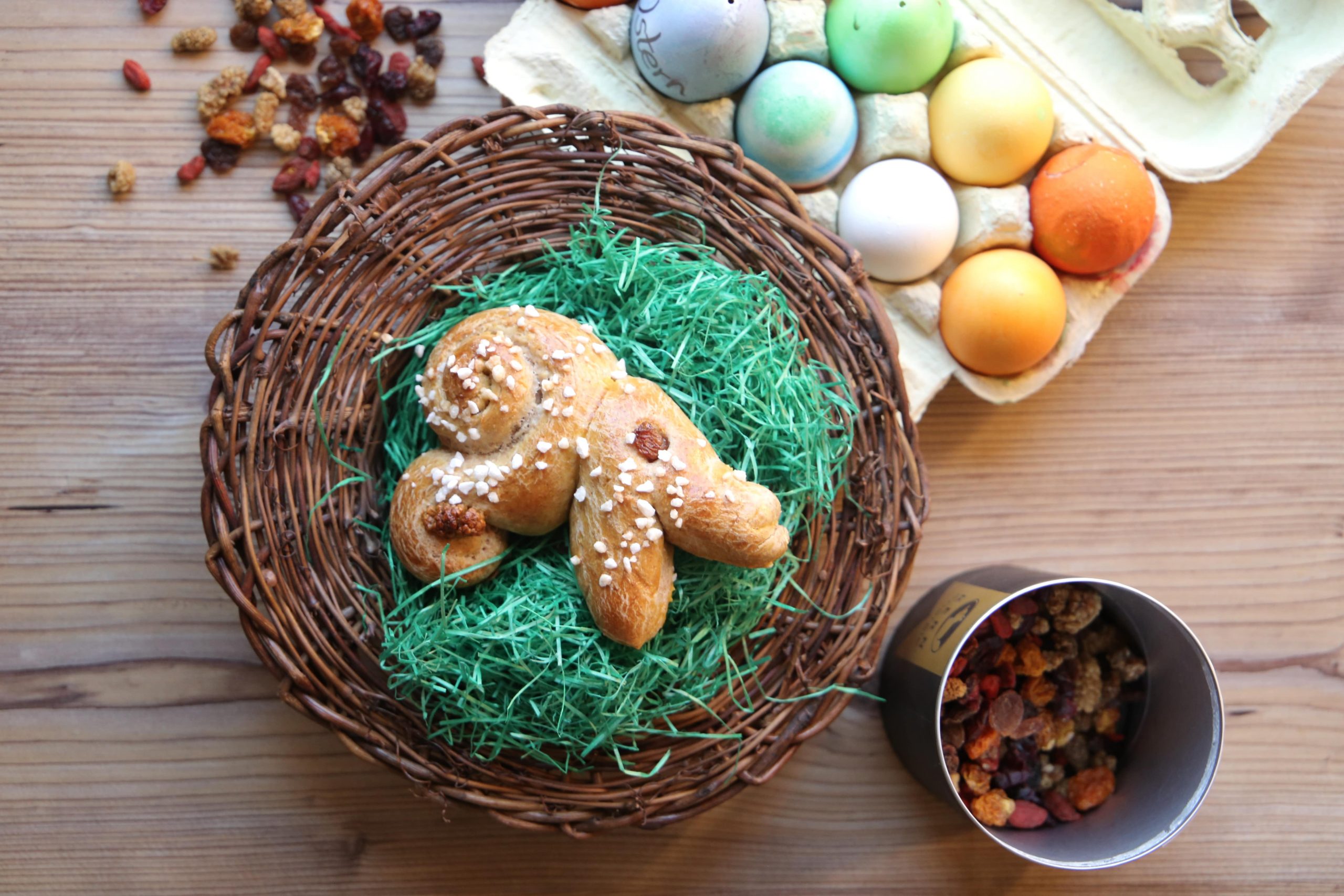 Hefe Hasen mit Power-Berry-Mix im Osternest