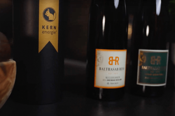 KERNenergie Nüsse und Balthasar Ress Weine