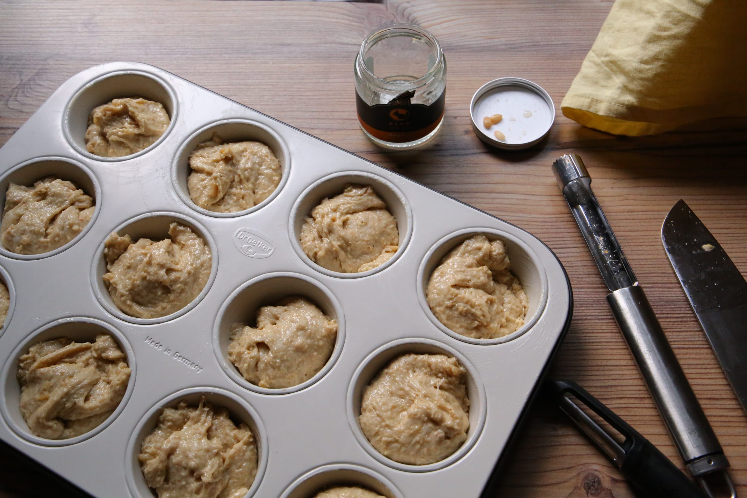 Apfelküchlein in Muffinformen