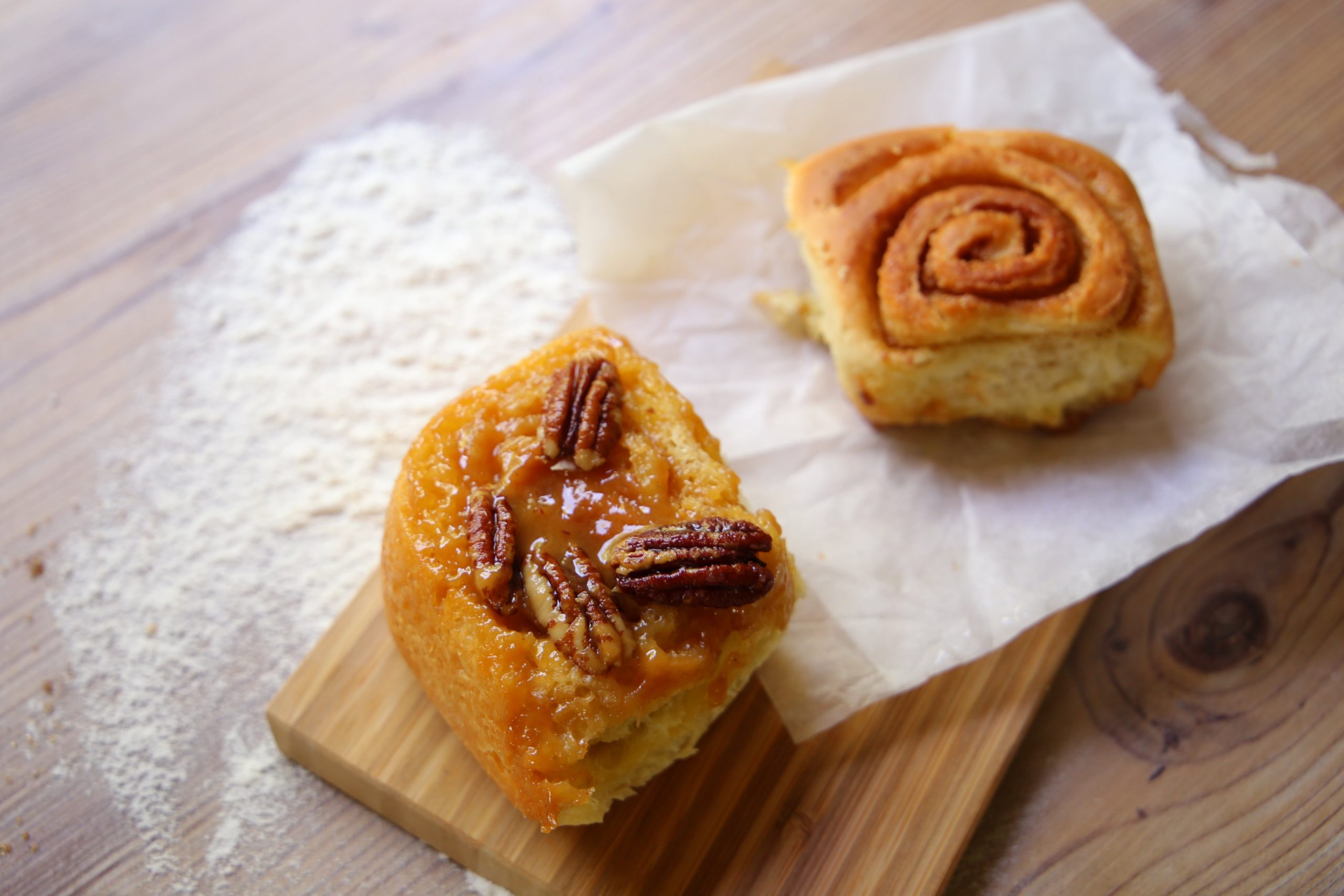 Sticky Buns mit Pekannüssen